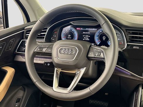New 2025 Audi Q7 3.0T Premium Plus AWD/4WD image 18