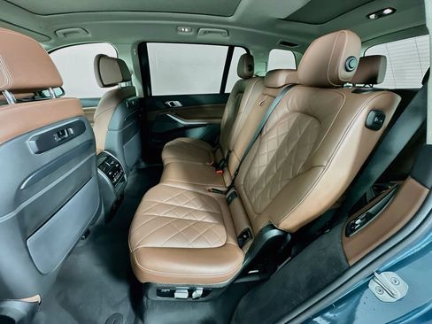 Used 2026 BMW X7 xDrive40i w/ Premium Package AWD/4WD image 25