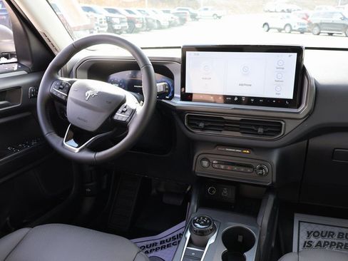 New 2025 Ford Bronco Sport Badlands image 13