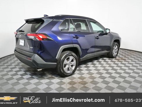 Used 2024 Toyota RAV4 XLE FWD image 3