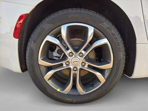 New 2026 Chrysler Pacifica Pinnacle FWD image 10