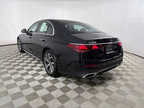 Used 2024 Mercedes-Benz E 350 4MATIC Sedan image 5