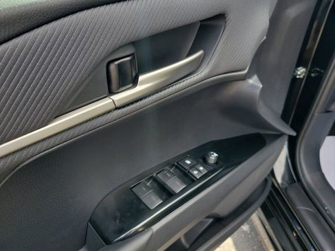 Used 2026 Toyota Camry SE image 22