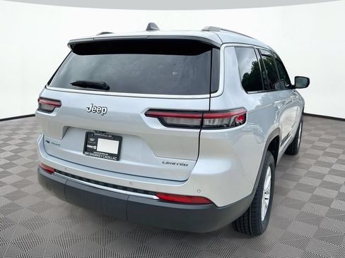 Used 2023 Jeep Grand Cherokee L Limited w/ Trailer Tow Group (B) AWD/4WD image 6