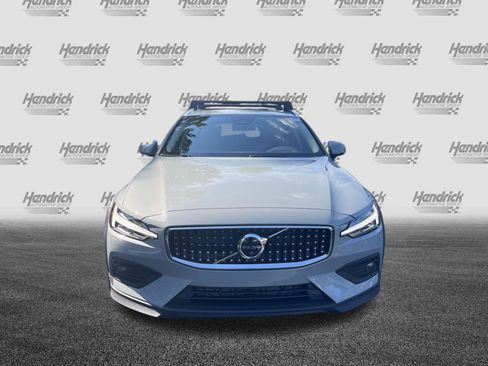 Used 2026 Volvo V60 B5 Cross Country Plus w/ Protection Package Premier AWD/4WD image 3