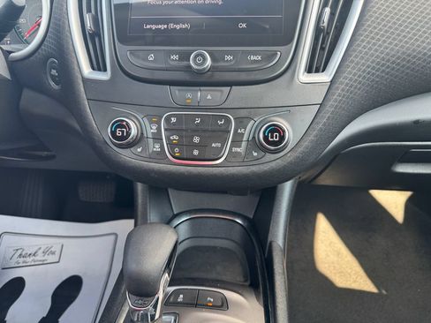 Used 2024 Chevrolet Malibu LT FWD image 25