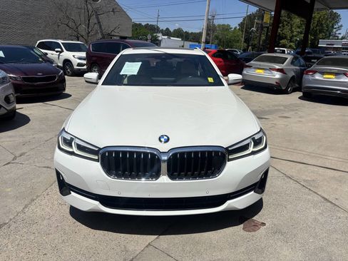 Used 2021 BMW 530i w/ Convenience Package RWD image 3