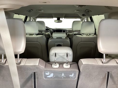 Used 2017 Chrysler Pacifica Touring-L Plus FWD image 13