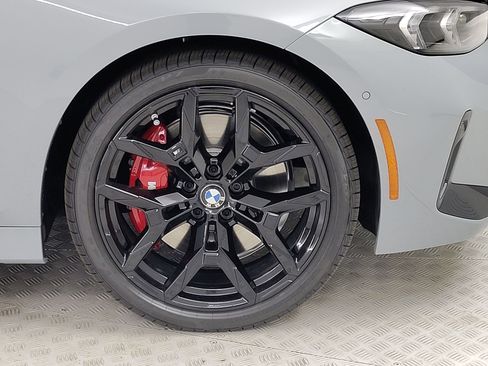 New 2026 BMW 330i Sedan w/ M Sport Package image 4