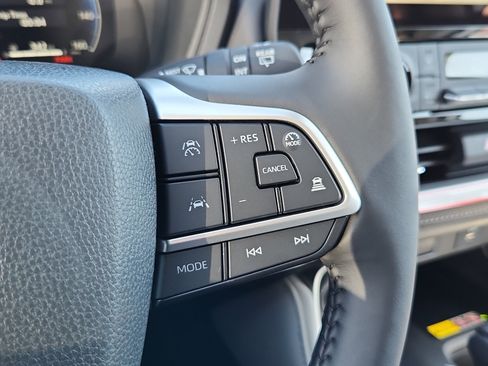 New 2026 Toyota Grand Highlander UP image 17