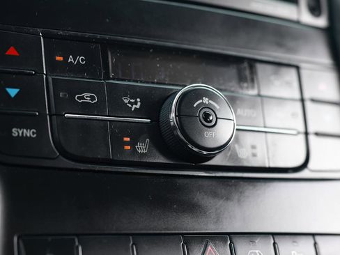 Used 2013 Jeep Grand Cherokee Limited image 33