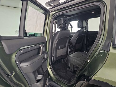 New 2026 Land Rover Defender 130 X-Dynamic SE image 17