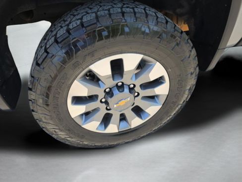 Used 2025 Chevrolet Silverado 2500 LT w/ All Star Edition image 33