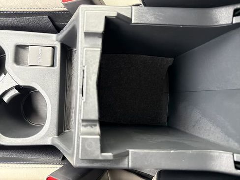 Used 2025 Subaru Forester Limited w/ Popular Package #1 image 27