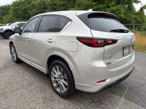 Used 2024 MAZDA CX-5 AWD 2.5 S w/ Premium Package image 4