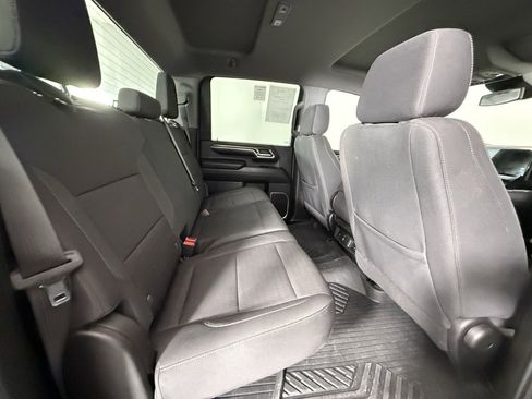 Used 2024 Chevrolet Silverado 2500 LT w/ Convenience Package image 16