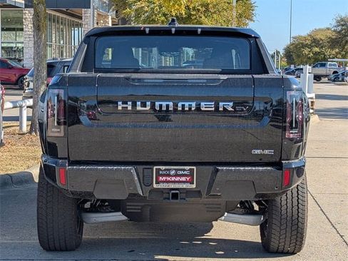 New 2026 GMC Hummer EV 4x4 Crew Cab image 5