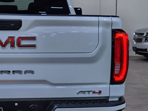 Used 2023 GMC Sierra 2500 AT4 w/ Gooseneck/5TH Wheel Package image 22