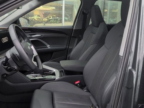 Used 2025 Audi Q5 Premium Plus w/ Premium Plus image 12