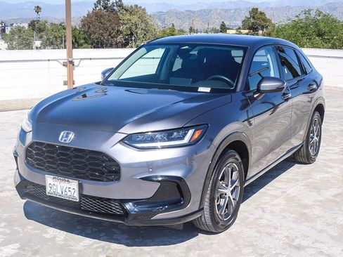 Certified 2023 Honda HR-V EX-L image 3