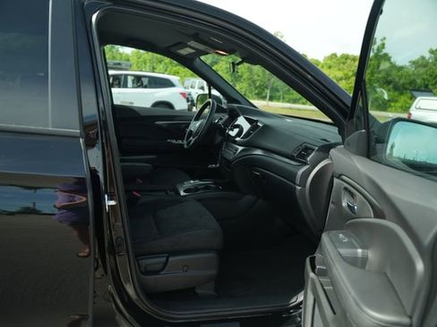 Used 2022 Honda Pilot Sport image 20