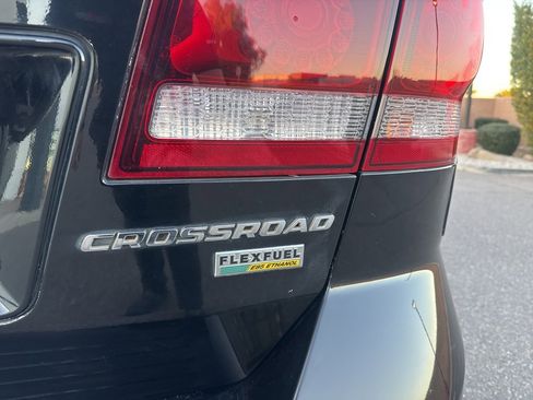 Used 2017 Dodge Journey Crossroad image 7