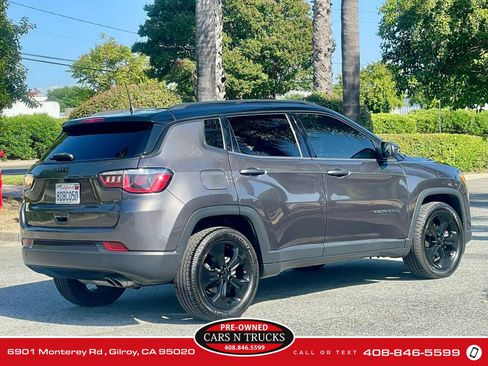 Used 2018 Jeep Compass Latitude w/ Popular Equipment Group FWD image 6