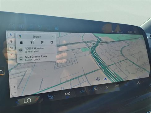 Used 2025 Chevrolet Traverse Z71 w/ Enhanced Driving Package image 16