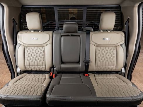 Used 2026 Ford F350 Platinum w/ Platinum Plus Package image 36