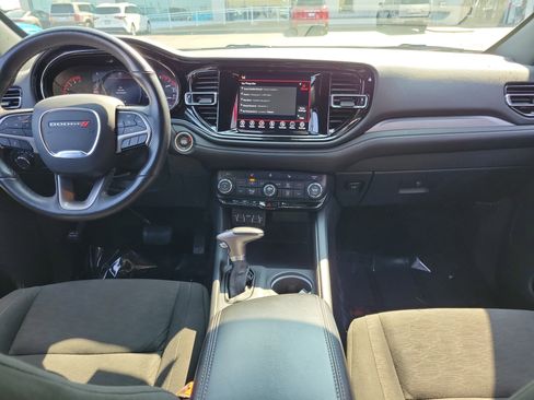 Used 2024 Dodge Durango SXT image 9