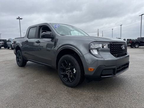 New 2026 Ford Maverick XLT w/ Black Appearance Package AWD/4WD image 8