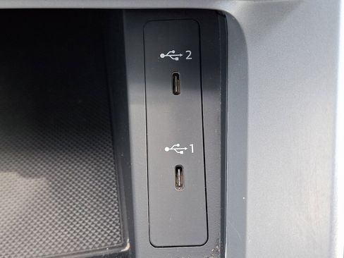 Used 2025 Audi Q3 2.0T Premium AWD/4WD image 24