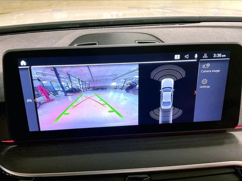 Certified 2023 BMW 530i w/ Premium Package image 27