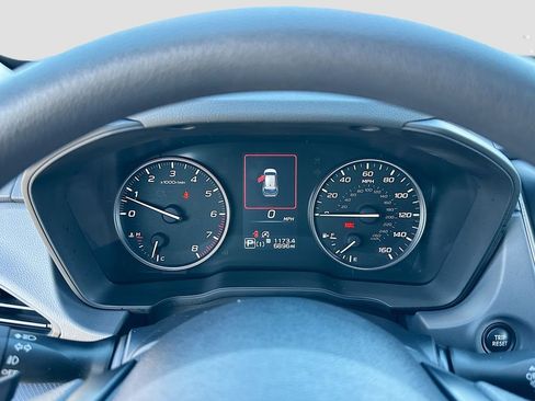 Certified 2025 Subaru Crosstrek 2.0i Premium image 12