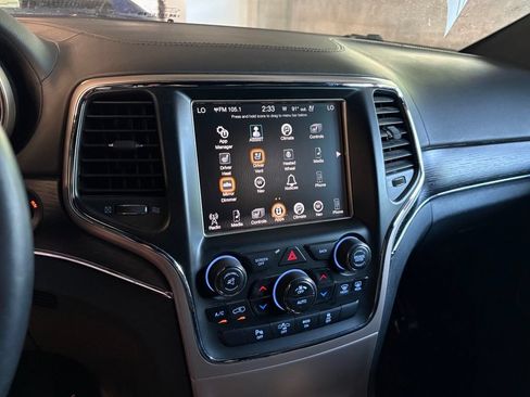 Used 2014 Jeep Grand Cherokee Summit AWD/4WD image 24