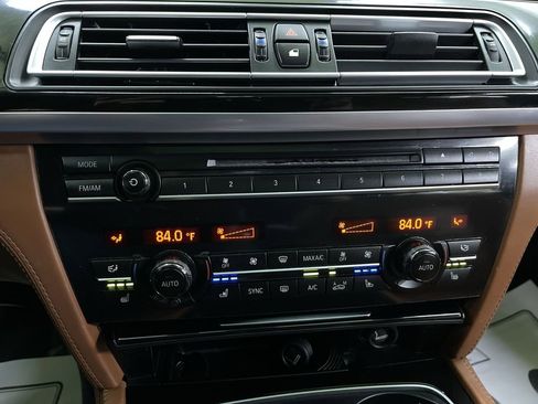 Used 2014 BMW ALPINA B7 xDrive LWB image 24