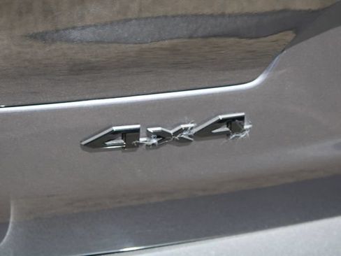 Used 2023 Jeep Grand Cherokee L Laredo AWD/4WD image 9