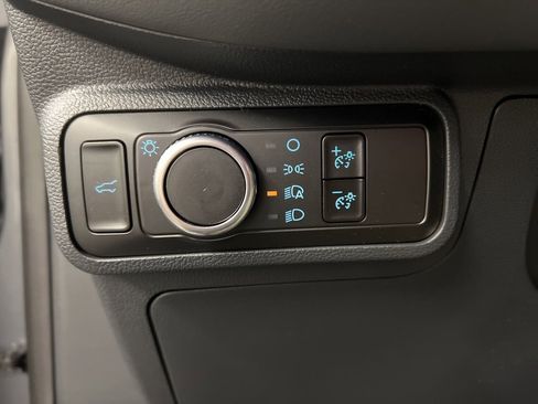 New 2026 Ford Explorer Active image 24