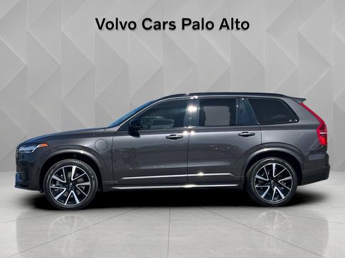 Used 2023 Volvo XC90 T8 Ultimate w/ Lounge Package AWD/4WD image 7