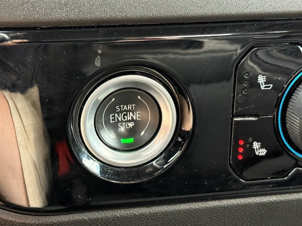 Used 2024 Chevrolet Silverado 1500 LT AWD/4WD image 29
