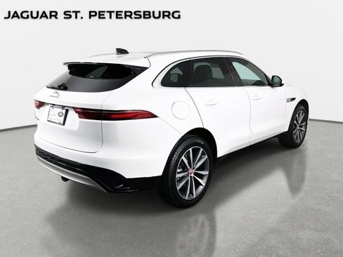Used 2023 Jaguar F-PACE S image 5