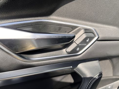 Certified 2024 Audi Q8 e-tron Prestige w/ Prestige Package image 9