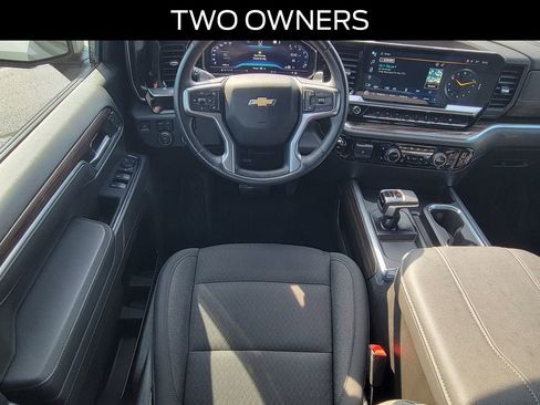 Used 2023 Chevrolet Silverado 1500 LT AWD/4WD image 9