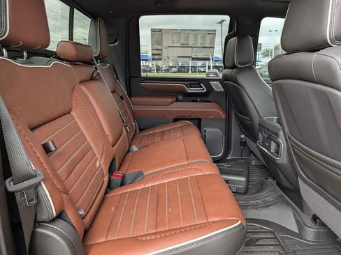 New 2026 GMC Sierra 2500 Denali Ultimate image 28