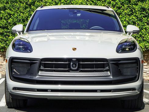 Used 2025 Porsche Macan GTS AWD/4WD image 14