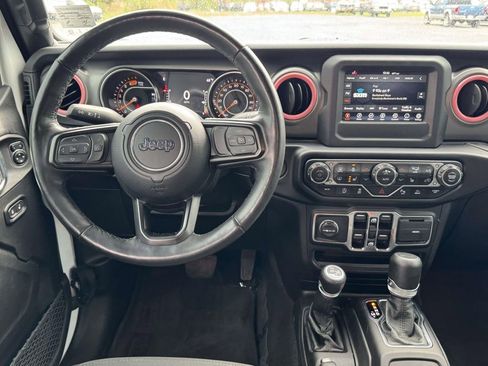 Used 2023 Jeep Wrangler Unlimited Sport AWD/4WD image 15