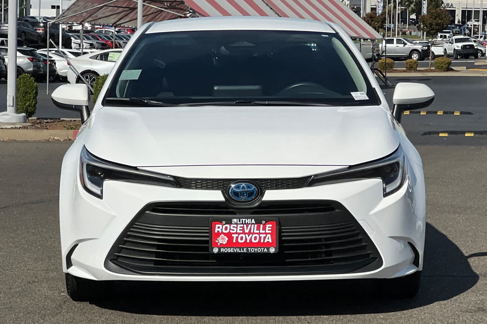 Certified 2025 Toyota Corolla LE w/ LE Premium Package FWD image 10