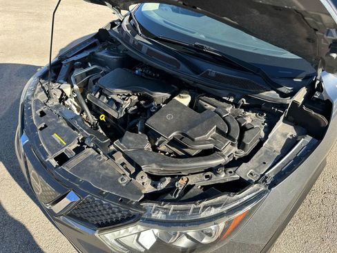 Used 2018 Nissan Rogue Sport S w/ S Appearance Package FWD image 39