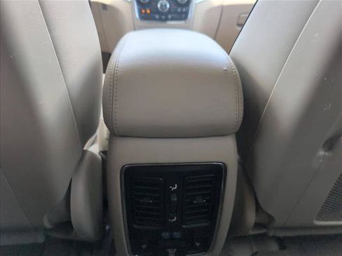 Used 2015 Jeep Grand Cherokee Overland AWD/4WD image 22