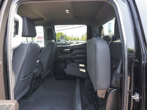 Used 2024 Chevrolet Silverado 1500 Custom w/ Rally Edition AWD/4WD image 33